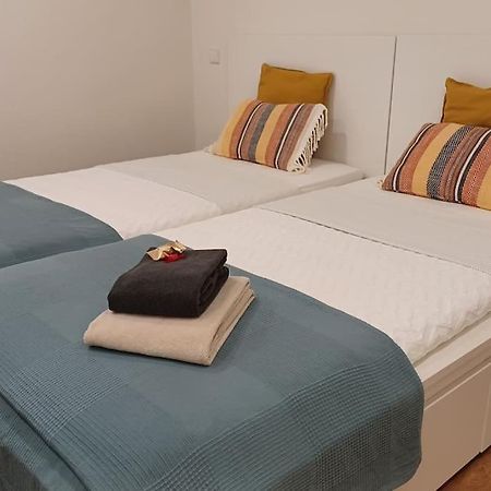A H - Apartment Oporto Downtown ภายนอก รูปภาพ