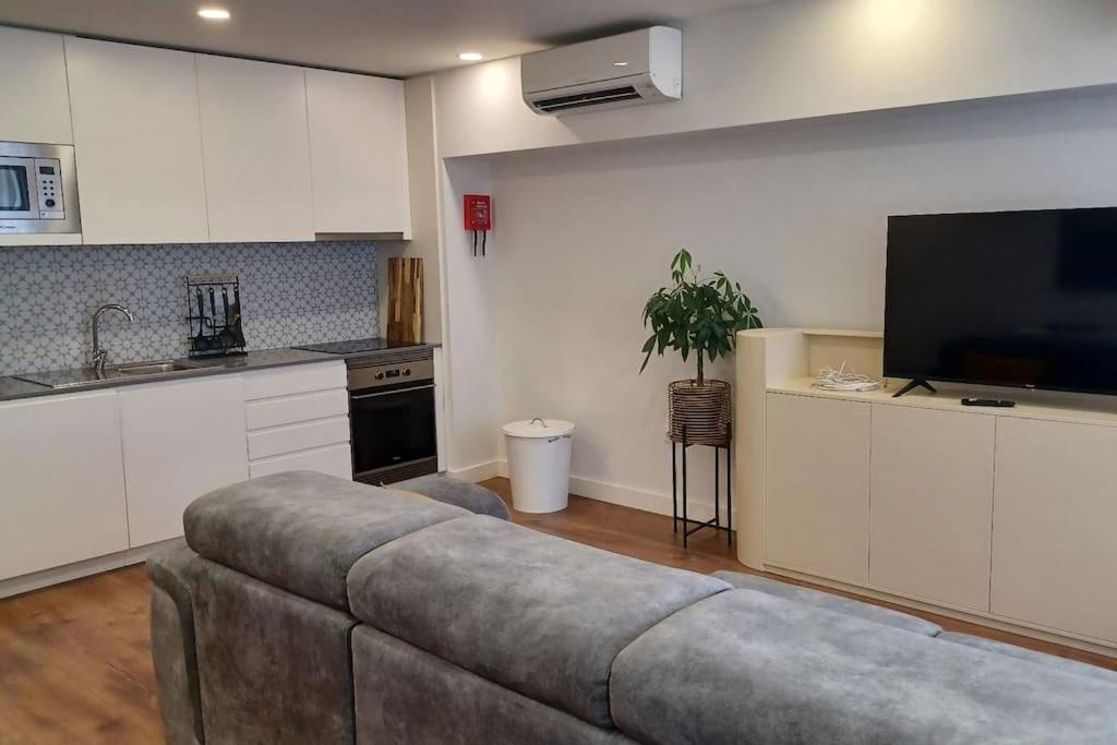 A H - Apartment Oporto Downtown ภายนอก รูปภาพ